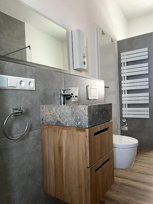 Moderne, Stilvolle Ferienwohnung In Eich Eich  Buitenkant foto